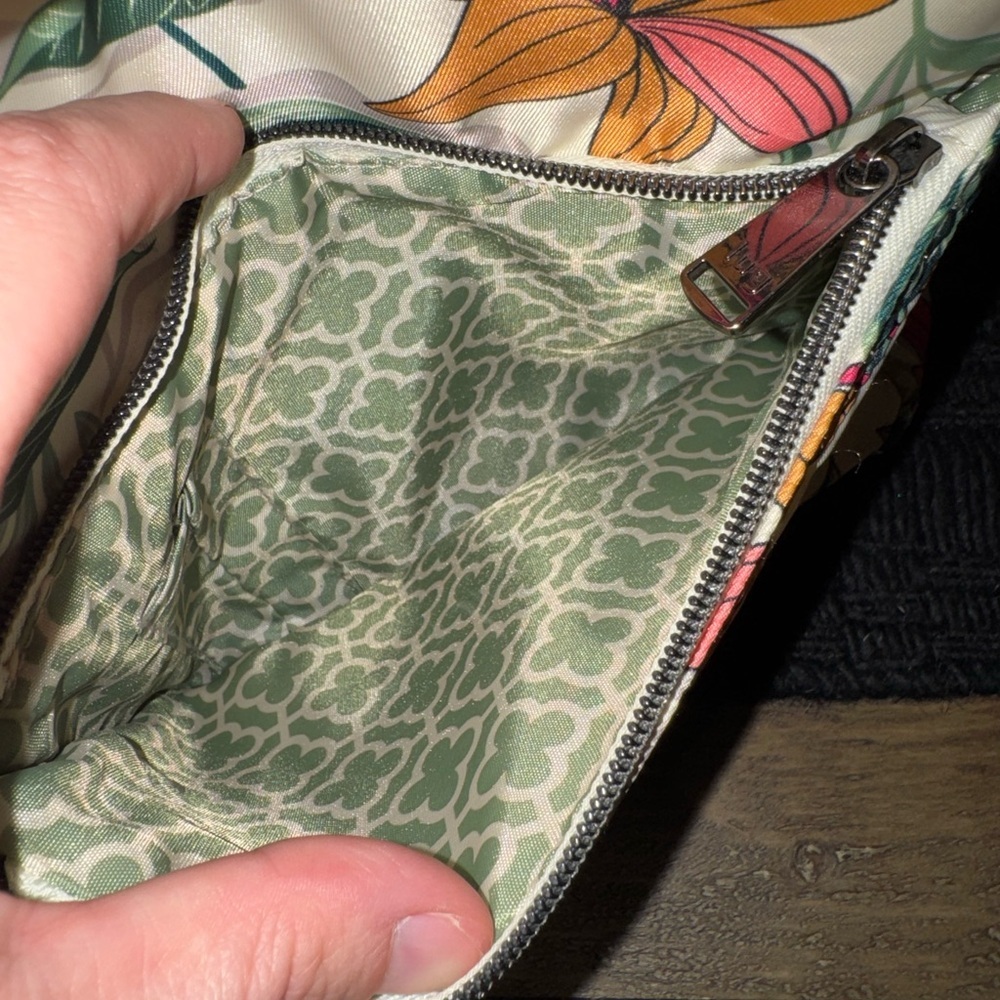 Lug Ranger Floral Print Tropical Multi-Pocket Travel Crossbody Purse Lily Sand - Picture 7 of 9